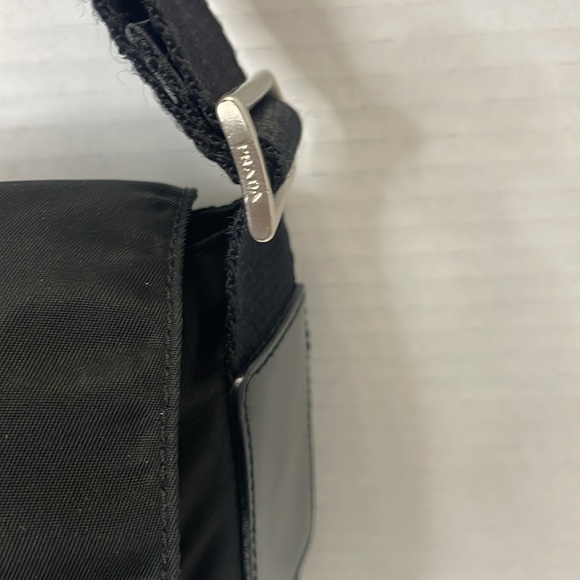 Prada crossbody - Picture 5 of 17